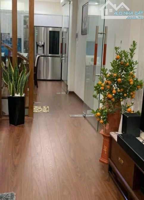 SIÊU PHẨM NHÀ ĐẸP PHÂN LÔ NGỌC LÂM - VỊ TRÍ ĐỘC TÔN, Ở NGAY! DT 46m, giá bán 15.8 tỷ, Liên - 4