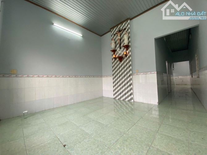 Bán căn nhà 215m2 ở Tân Thông Hội Củ Chi giá 1Ty100  sổ hồng riêng - 4
