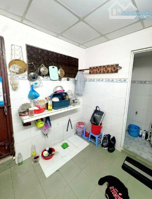 Bán nhà 3 tầng mặt tiền hẻm kinh doanh Dương Bá Trạc, Quận 8  Diện tích: 4 x 13m - 4