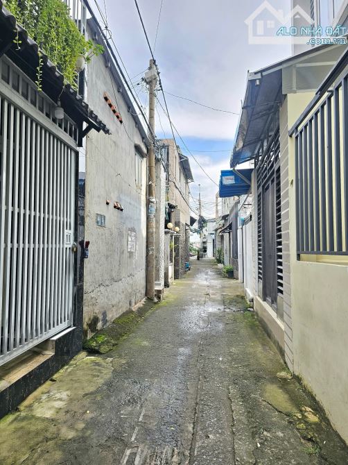 Bán Nhà Xóm Bắp gần Trường THPT Nguyễn Hữu Cầu, 79m2, ngang 7.5m nhà mới Đẹp vào ở ngay. - 4