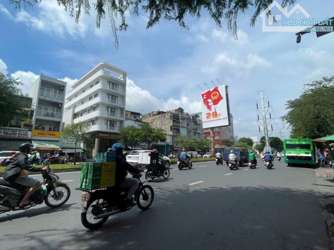 Bán nhà 29.5 tỷ, 8.05m x 13m, 4 lầu, 2 mặt tiền đường Hồng Bàng, Phường 9, quận 6 - 4