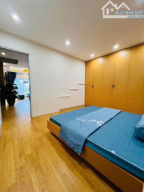 Cho thuê nhà Kim Mã-Ba Đình, 43m2, full nội thất, 4 tầng, 5 ngủ, 15tr - 4