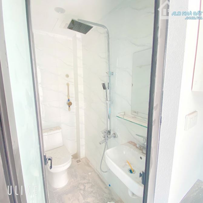 Cho Thuê CCMN Ngõ 14 Chính Kinh Thanh Xuân 30m2 Studio Gác Xép Cửa Sổ Ban Công Thang Máy - 4