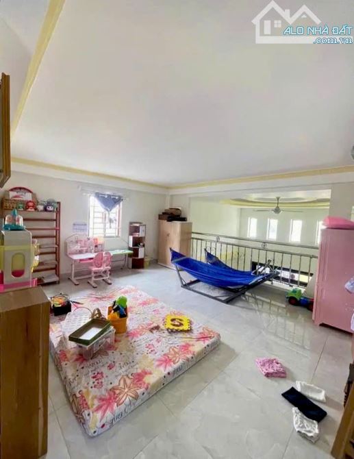 ĐỐI DIỆN VẠN PHÚC CITY - Ô TÔ NGỦ SÂN - DT 80m2 X 2 tầng CHỈ NHỈNH 6 TỶ - 4