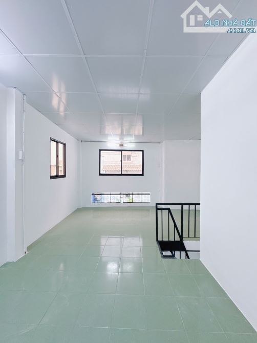 Nhà đẹp 3 tầng - 20m2 - Hẻm 4m - Hoàng Diệu Quận 4. - 4
