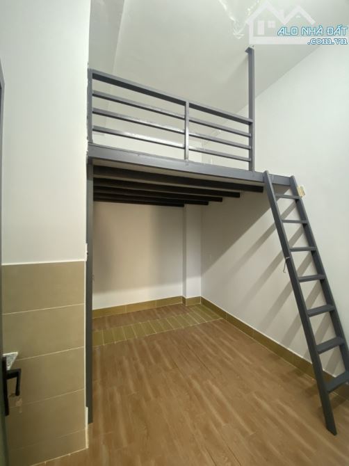 CỰC NÓNG - LINH XUÂN - HẺM KIA - 144m2 - 8P CHO THUÊ DÒNG TIỀN 30tr/tháng CHỈ 6.2 TỶ TL - 4