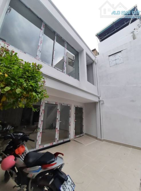 Bán nhà Nguyễn Quý Yêm 53m2 2 tầng ở ngay nhỉnh 5 tỷ nhỏ - 4