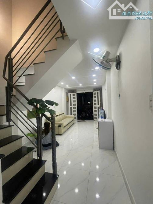 BÁN NHÀ 3 TẦNG - 32M2 - 3PN - LÊ ĐỨC THỌ GÒ VẤP - 3.85 TỶ THƯƠNG LƯỢNG - 4