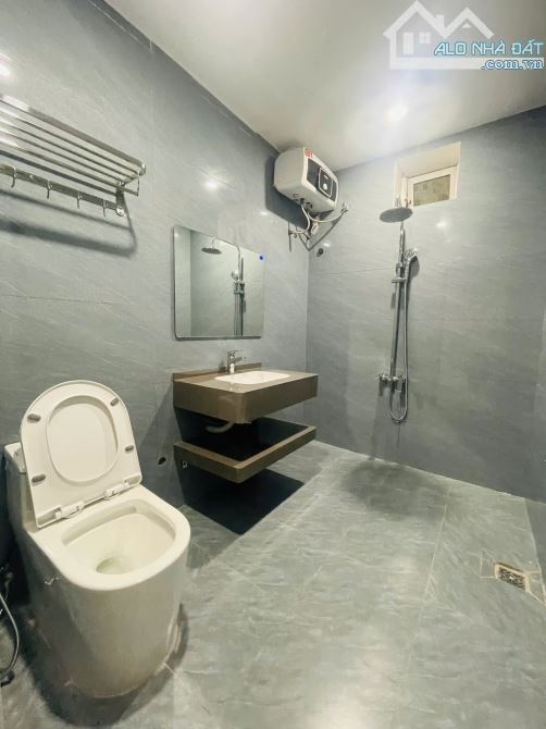 4,58ty  Bán nhà 4 tầng tại  tdc Đoàn kết Quán nam  ,lê chân,   Dt 67m ngang hơn 4m - 4