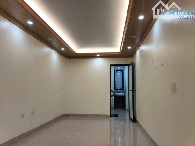Nhà mặt phố Ngọc Hồi, Tứ Hiệp, nhiều oto tránh, kinh doanh, 10.7 tỷ - 4
