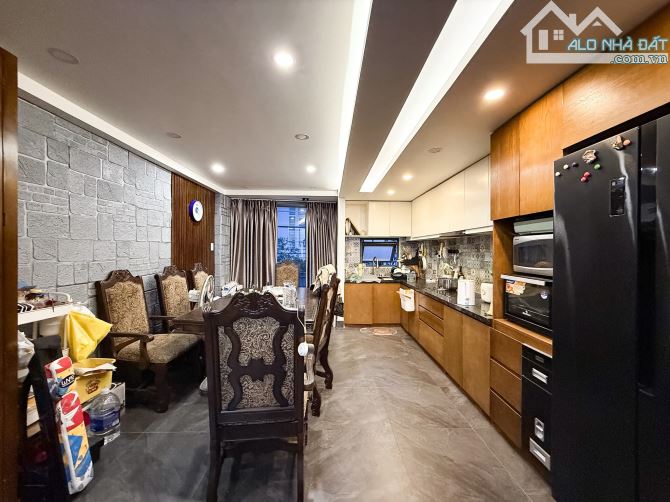 Nhà mới HXH Dương Quảng Hàm P.An Nhơn 5 tầng ngang 4.1m giá 9.6 tỷ - 4