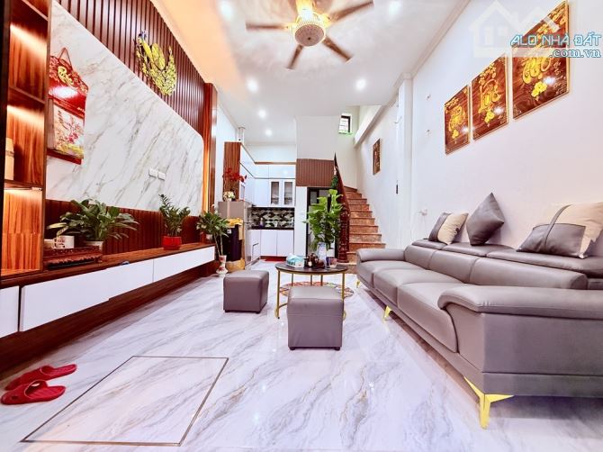 Bán nhà Phố lụa,lô góc, thang máy, gần ôtô.8.25tỷ - 5