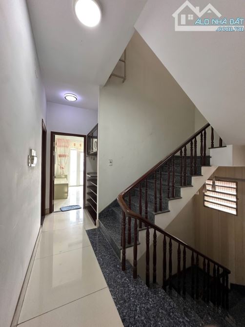 Biệt thự KDC Him Lam Trung Sơn Bình Chánh - Có hầm xe - 4 tầng - 250m2 -  10 P-Giá 63.5 tỷ - 5