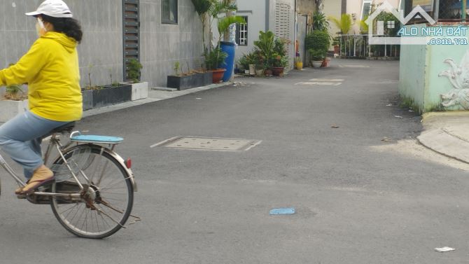 NHÀ QUẬN 12 - 4,5X15M - 2 TẦNG - 3 PN - VÀI BƯỚC RA MẶT TIỀN THÔNG TỨ TUNG - NHỈNH 5 TỶ - 5