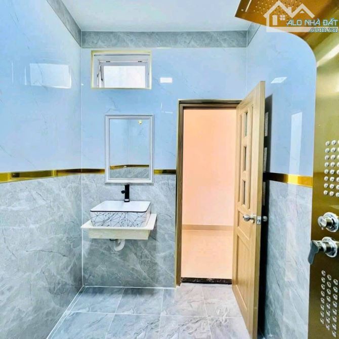 Chủ Kí Gửi Căn Nhà Siêu Vip TRƯƠNG HOÀNG THANH, TÂN BÌNH/ 57,5m2/ Giá 3 Tỷ 560Tr/ SHR - 5