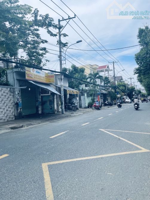 BÁN NHÀ HẺM XE HƠI 3 TẦNG GẦN NÚT GIAO GÒ DƯA DÒNG TIỀN KHỦNG 8X15 CHỈ 9,5 TỶ. - 5