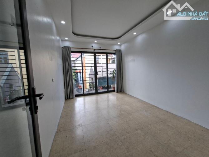 Bán Nhà Khuyến Lương, Hoàng Mai 34M-4T Gần Phố, Gần Ô Tô 5.6 Tỷ(TL) - 5