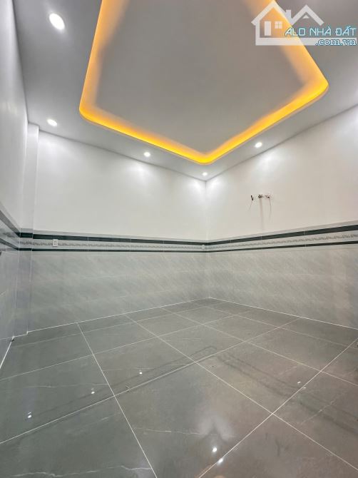 MẪU NHÀ HIỆN ĐẠI CÁCH LỘ 50M - 5.5MX21M SHR - 5