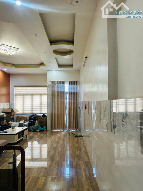 BÁN NHÀ 3 TẦNG MT LÊ HỮU TRÁC HƯỚNG ĐÔNG 3PN 4WC SỔ HỒNG RIÊNG – GIÁ 4,25 TỶ tlcc - 5
