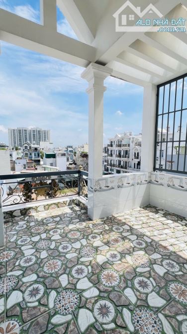 Nhà phố 4x15m, đường 7m, Lâm Thi Hố Q12 - 5