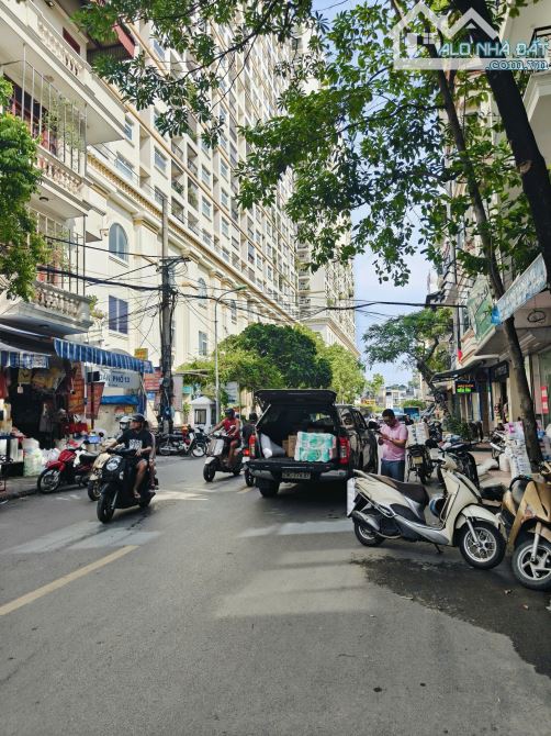 Khu phân lô Mạc Thị Bưởi lô góc oto đỗ cửa, nhà tự xây, sổ 45m2. Thông sàn. Giá 10.25 tỷ - 5