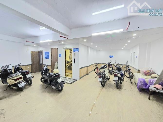 TOÀ NHÀ CCMN HOÀNG MAI DOANH THU 100TR/THÁNG 80M 7 TẦNG LÔ GÓC CHÀO HƠN 16 TỶ - 5