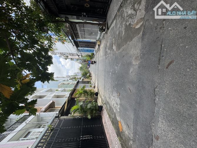 BÁN NHÀ HẺM 8M THÔNG - CẦU XÉO - TSN - TÂN PHÚ - 70M2 -4TẦNG - 9tỷ7 TL - 5