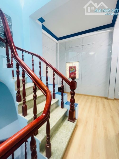 NHÀ NƠ TRANG LONG PHƯỜNG 7 BÌNH THẠNH CÁCH HẺM XE HƠI 20 M - 5
