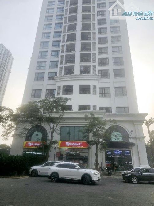 SIÊU VIP SÀN TM ROYAL CITY 🌟 146M + CHO THUÊ HƠN 5000Usd/ tháng 🌟 Chỉ 29.9 Tỷ - 5