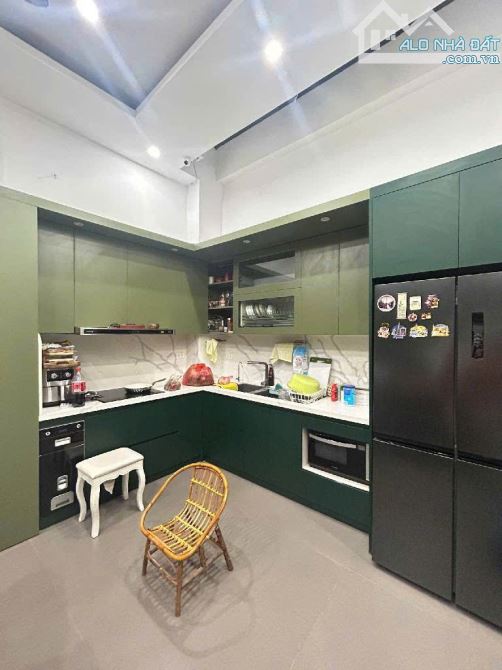 Nguyễn Lương Bằng - Ba gác đỗ cửa - Ngõ thông muôn ngả - Gần hồ Đắc Di - 5