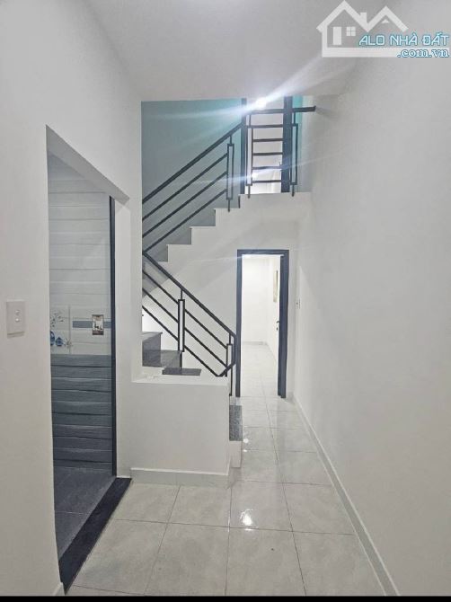 🏡 TÂN KỲ TÂN QUÝ ,TÂN PHÚ-SÁT LÊ TRỌNG TẤN–NHÀ 2.5 TẦNG-HẺM 4M– 38M², 3PN– GIÁ CHỈ 4.45 T - 5