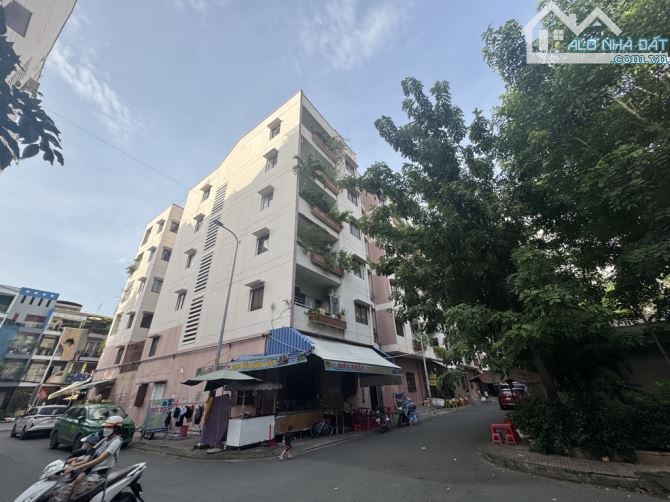 Bán Gấp Chung Cư Đông Diều, Quận 8, 76m2, Lầu 2 , Cho Thuê 10tr Tháng , Giá 2.95 Tỷ TL - 5
