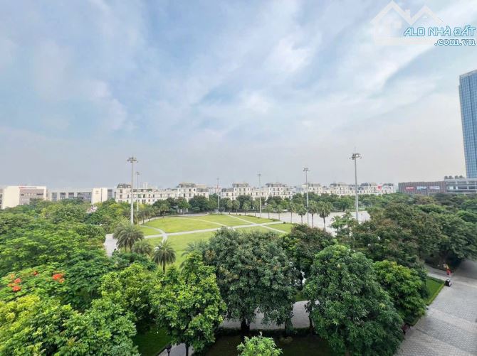 Bán Vinhome mặt quảng trường shophouse lô góc 6 tầng - 5