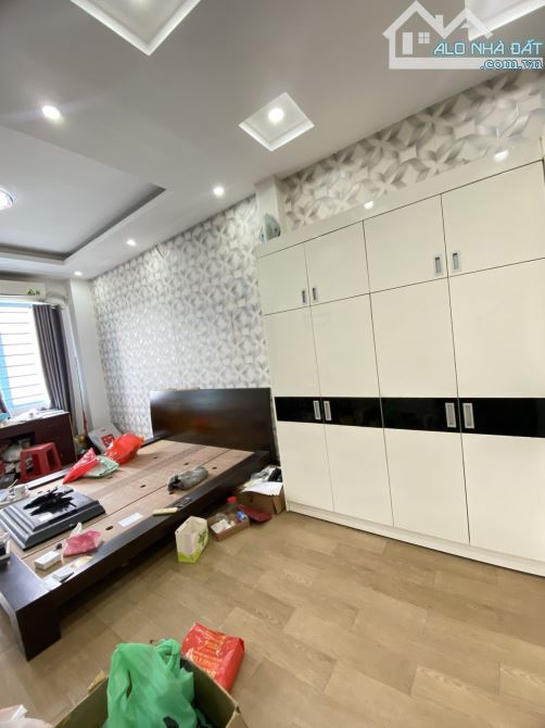Bán nhà Lạc Long Quân Quận 11 50M2 5 Tầng BTCT Sổ vuông A4 chỉ 7.x tỷ TL - 5
