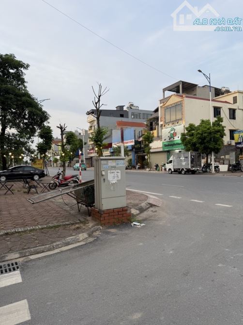 Ô Tô Tránh-Vỉa Hè KD-View Hồ.Bán Đất Làn 2 Đường Ỷ Lan,Đặng Xá,Dt 92m,Giá 11.4 Tỷ. - 5