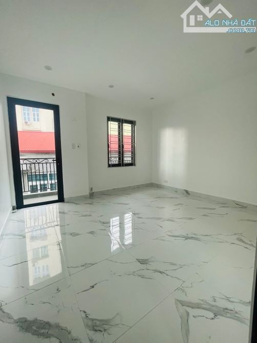 4,58ty  Bán nhà 4 tầng tại  tdc Đoàn kết Quán nam  ,lê chân,   Dt 67m ngang hơn 4m - 5