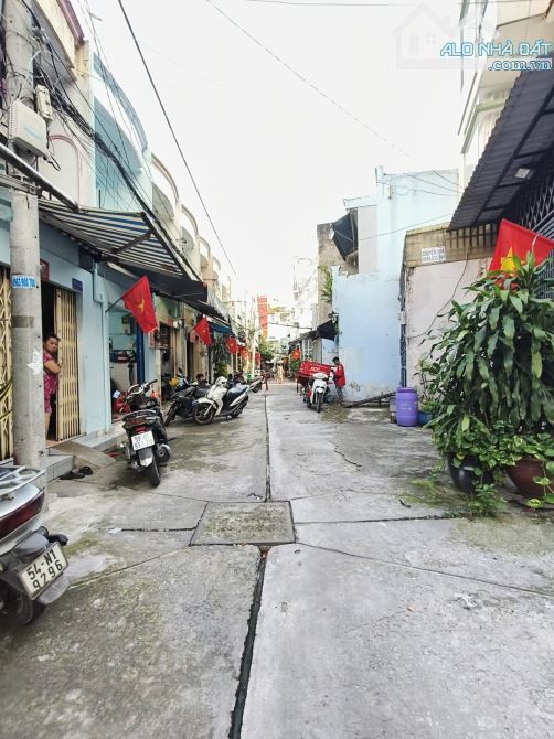 💥🏠🚘BÌNH TÂN,CỰC HIẾM, RẺ, SÁT MẶT TIỀN, Ô TÔ ĐỖ CỬA, 60M2, 4 TẦNG, NGANG 5M, NHỈNH 5 TỶ - 5