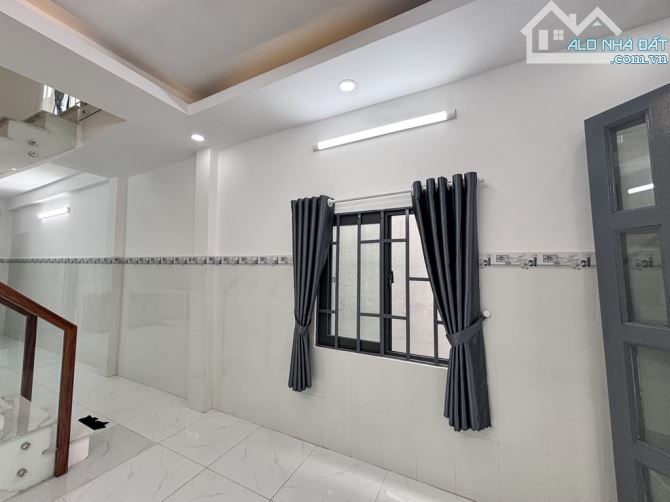 Mặt tiền Kd , 53m2 , 2 Tầng , Huỳnh Tấn Phát , Nhà Bè , giá 3tỷ Hơn - 5