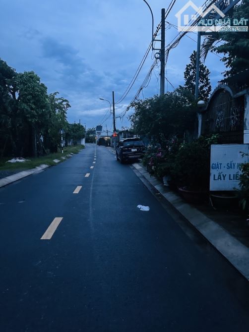 Biệt thự 12x35m, mặt tiền Tân Hiệp. Gần chợ Hóc Môn - 6