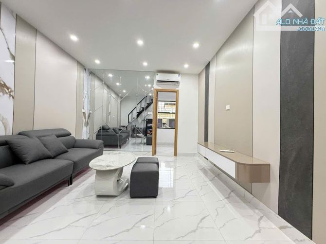 Bán nhà tập thể Nghĩa Tân Cầu Giấy nhà đẹp long lanh, khách chỉ việc ở 80m2 chỉ 3.95 tỷ TL - 6