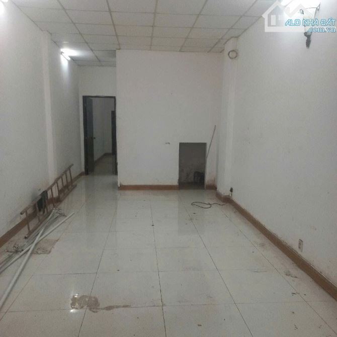 Nhà 2 mặt tiền ngay cầu Nguyễn Văn Cừ, Dương Bá Trạc, quận 8, 2 tầng, 56m2 chỉ 6.8 tỷ - 6