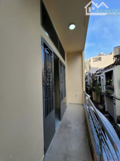 Ngay góc hẻm, (4x8m 1L 2Pn 2wc), 392/20 Cao Thắng_P.12_Q.10 - 6