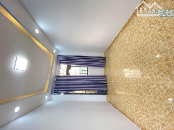Nhà 3lầu đúc, dt 3x9 5pn sân thượng gần cầu Chà Và Q.8. - 6