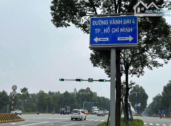 CHÍNH CHỦ  BÁN GẤP LÔ  ĐẤT MẶT TIỀN VÀNH ĐAI 4 - BÌNH DƯƠNG( CŨ ) Nay thuộc Tp Hồ Chí Minh - 6