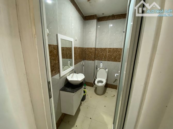 CHO THUÊ NHÀ NGUYÊN CĂN 1 TRỆT 3 LẦU HẺM NGUYỄN HIỀN – Ô TÔ ĐỖ TẬN NHÀ – 15TR/THÁNG - 6