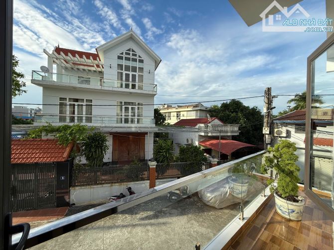 Quá tuyệt vời với căn 4 tầng đẹp lô góc 2 mặt thoáng ô tô đỗ cửa - 6
