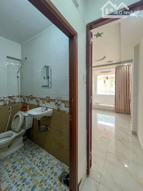 Bán nhà 3 tầng hẻm xe hơi Chiến Lược, 30m2-3PN, chỉ hơn 3 tỷ - 6