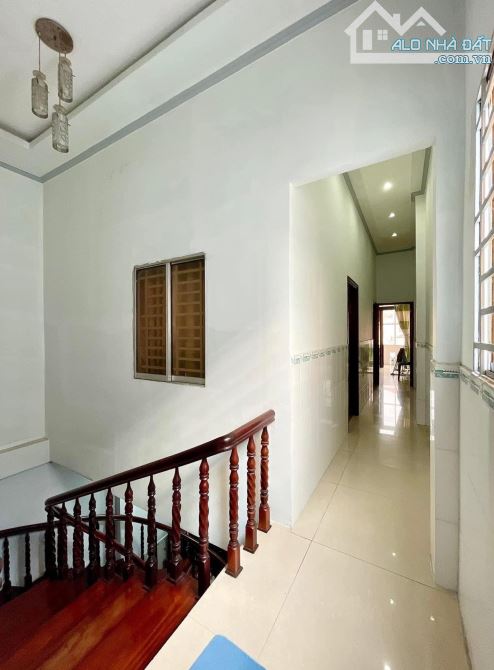 Bán Nhà Trệt Lầu Trục Chính Hẻm 71 Cách Mặt Tiền Đường CMT8 25m ( Cặp Bên Đại Học Cảnh sát - 6