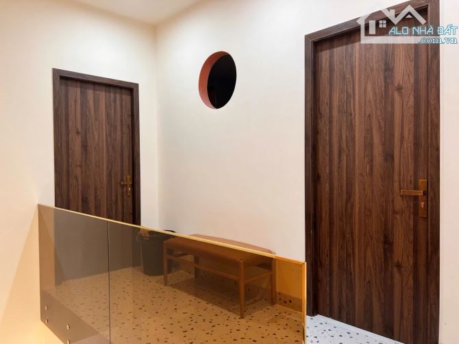 NHÀ 2 TẦNG MỚI- NGUYỄN VĂN THOẠI- Ô TÔ ĐỖ CỬA- SÁT ĐƯỜNG CHÍNH- NGAY BIỂN. CHỈ 1X TỶ - 6
