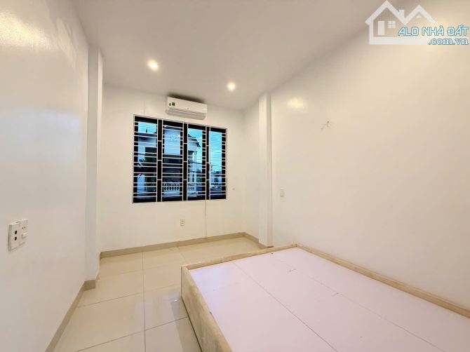 Bán nhà mặt đường Vũ Chí Thắng 3 tầng 26m 3 tầng giá 3 tỷ 250 - 6